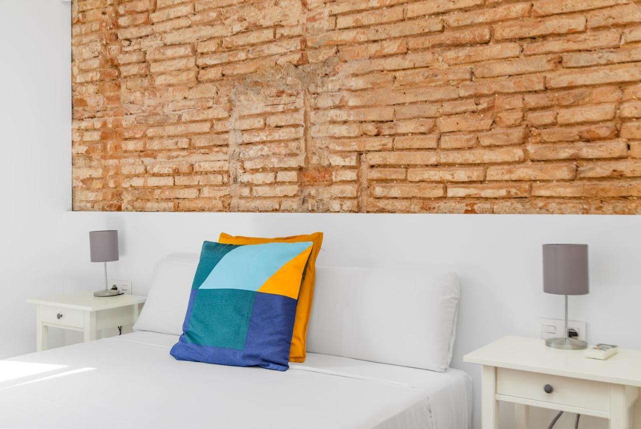 Sant Pau Ramblas Apartments Serennia Barcelona Luaran gambar